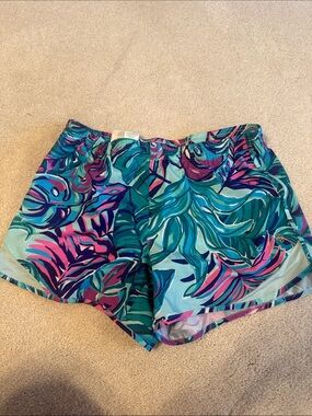 Lilly Pulitzer Tropical Print Women’s Active Shorts in Teal & Pink